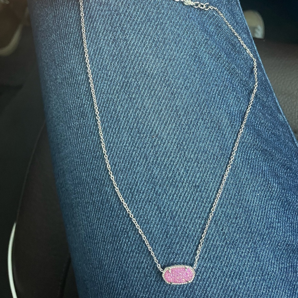 Kendra Scott Necklace